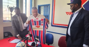 Maxaquene anuncia Dário Monteiro como novo técnico