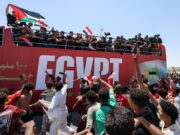 Selecção egípcia é calorosamente recebida no regresso a casa após campanha histórica no Mundial 2026